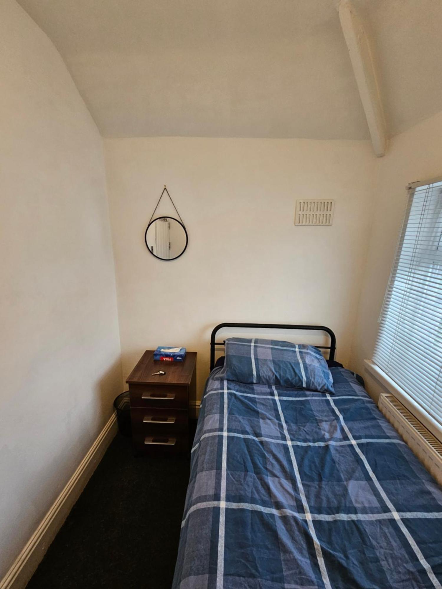 Monyhull Homestay - Near City Centre Kingsheath Nia Nec Bhx Birmingham Exterior photo