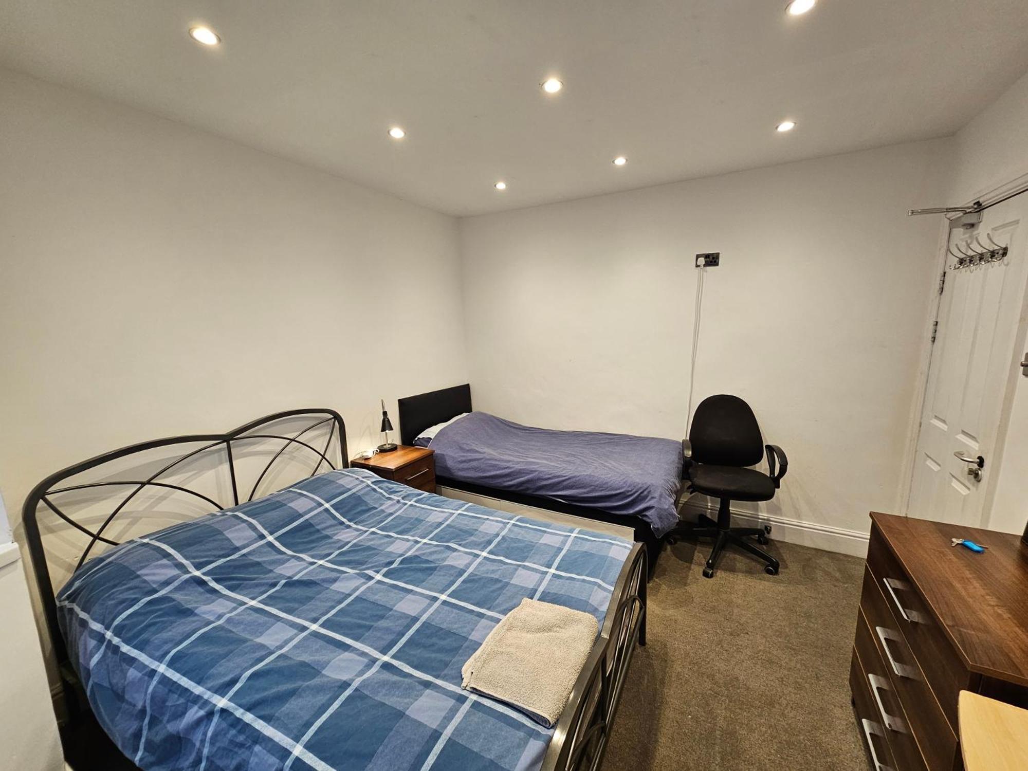 Monyhull Homestay - Near City Centre Kingsheath Nia Nec Bhx Birmingham Exterior photo